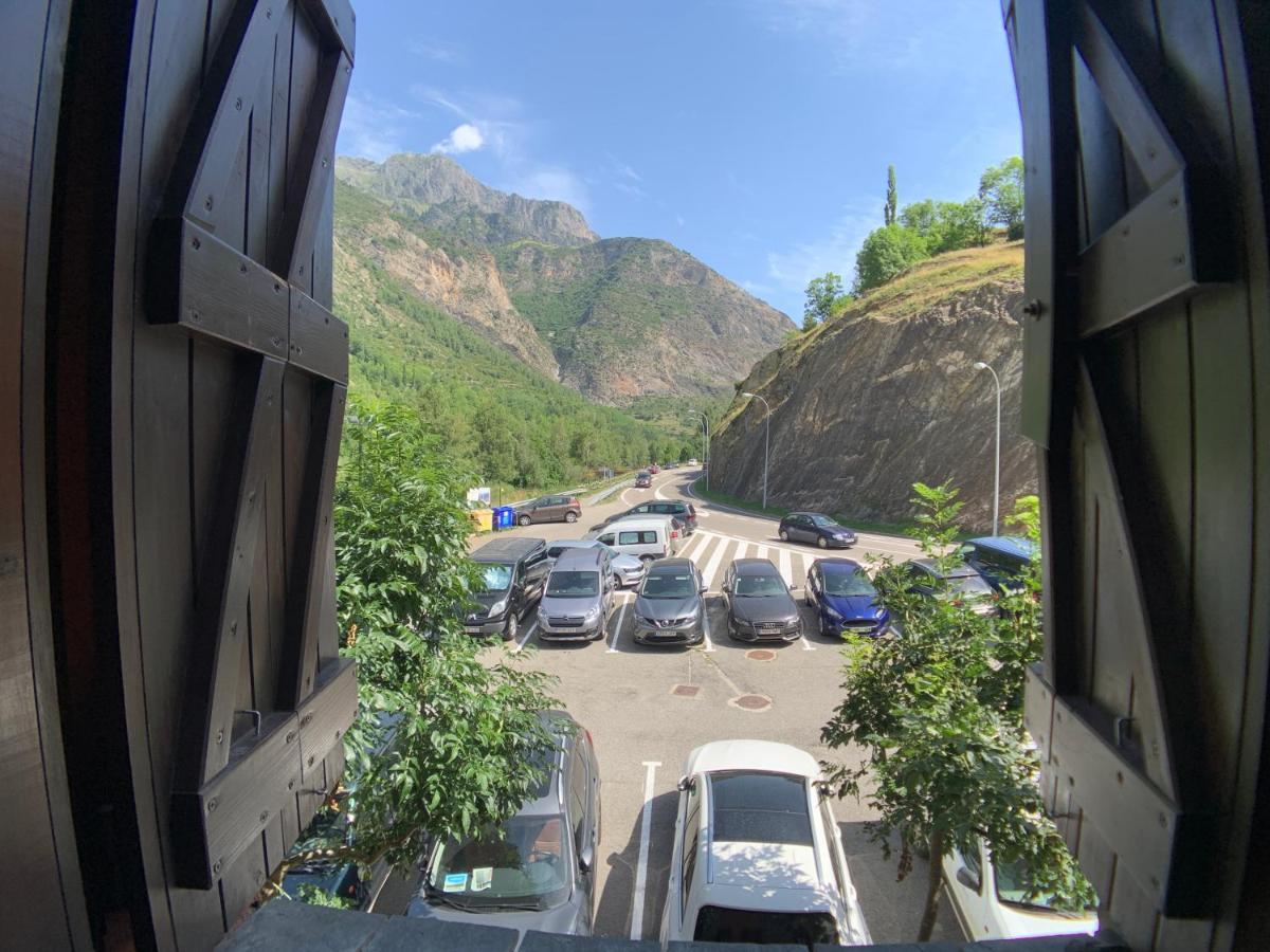 B36 - Mayor 48, 1º - Villmor Benasque Kültér fotó
